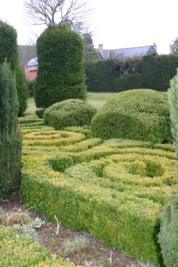 Dutch Garden- swirling parterres